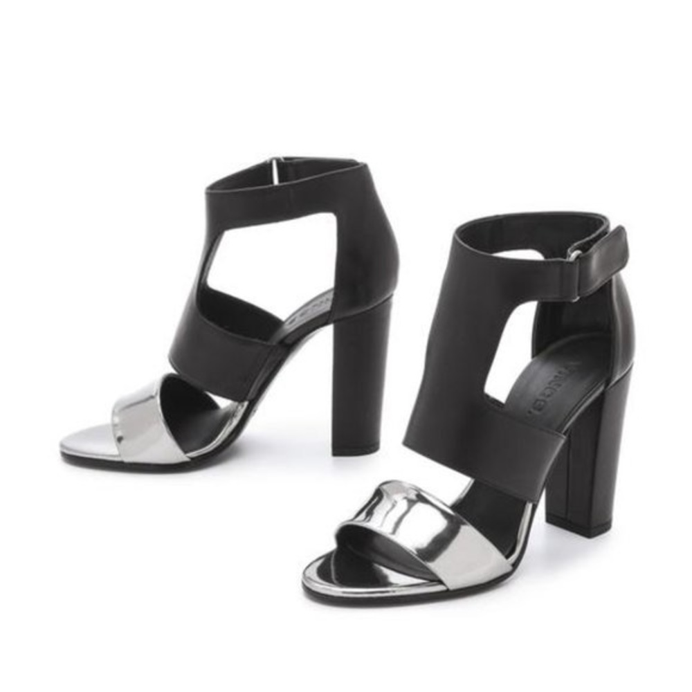 VINCE Aretha Bicolor Leather Sandal